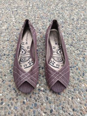 American Eagle Plum Peep-Toe Flats Women's Size 12 Vintage